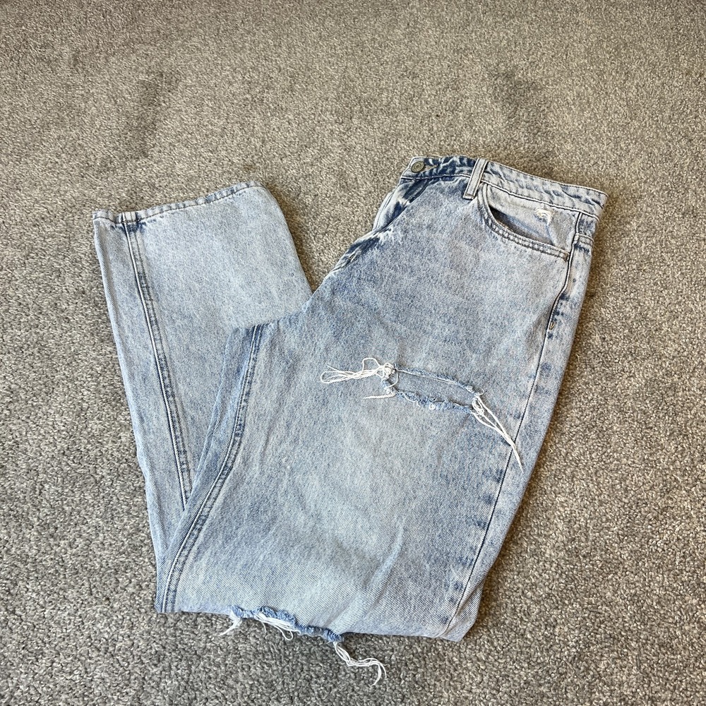 Vervet Jeans womens 32x30 Light Wash Distressed Straight Leg Denim Ripped Grunge